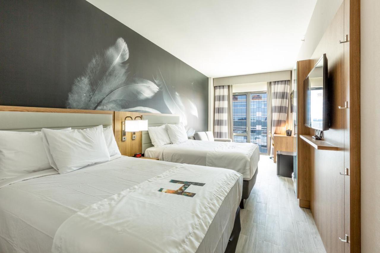 Hotel Ninety Five - Jfk Airport New York Exterior photo